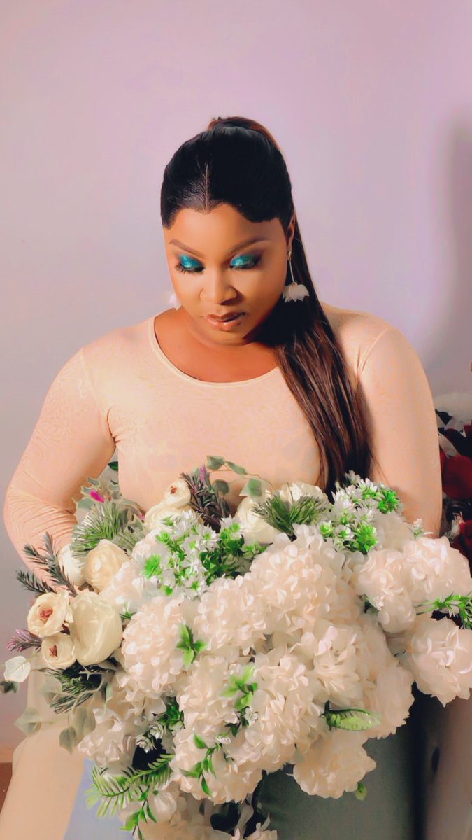 jaybabee7's tweet photo. If my picture crosses your path
Please be a sweetheart and wish me a happy birthday ❤️❤️ https://t.co/WEva4IysIa
