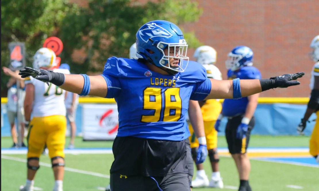 Devyn Davis (@devyndavis91) on Twitter photo After a call from <a href="/CoachRHeld/">Ryan Held</a> I’m blessed to say that I have received a offer from Nebraska Kearney!!
<a href="/coachjonholmes/">Jon Holmes</a> <a href="/BishopMiege_FB/">Bishop Miege Football 🏈</a> After a call from <a href="/CoachRHeld/">Ryan Held</a> I’m blessed to say that I have received a offer from Nebraska Kearney!!
<a href="/coachjonholmes/">Jon Holmes</a> <a href="/BishopMiege_FB/">Bishop Miege Football 🏈</a>