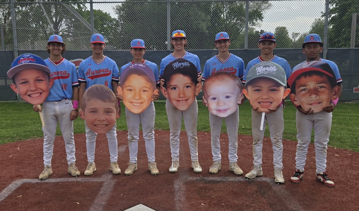 Blackhawks beat Fenton 12-2 on Sr. Night

M. Atkins 2-2, 2B, 2 RBI
Z. Toma 2-3, 4 RBI
E. Liscano Grand Slam HR, 5 RBI
C. Yusi  HR

J. Niedzwiedz 4 IP, W
L. Weaver 1 IP, 3ks

Blackhawks move to 23-5 (14-2)

Next action is Sat at Schaumburg.