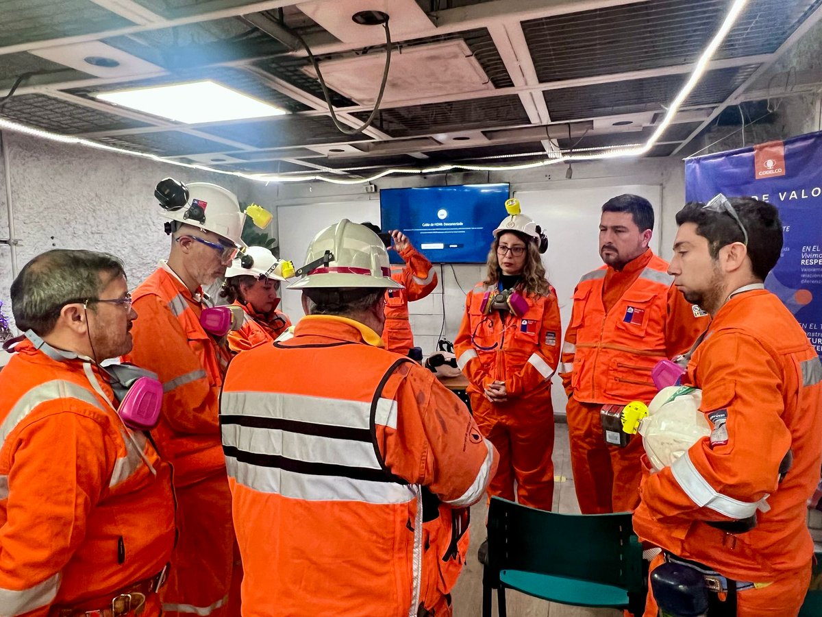 👩‍🚒🧑‍🚒Hoy!!! equipo Inspectivo de la DRT O’Higgins encabezado por la directora regional Daniela Cabrera y por el director nacional del trabajo Pablo Zenteno fiscalizan interior mina de Codelco División El Teniente