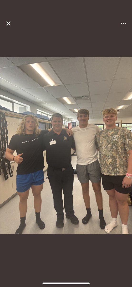 Thank you <a href="/CoachMikeJudge/">Mike Judge</a> for coming out and meeting with me and some of my teammates! Excited for the future! <a href="/SanJoseStateFB/">San José State Football</a> <a href="/CoachMarkCooley/">Mark Cooley</a>