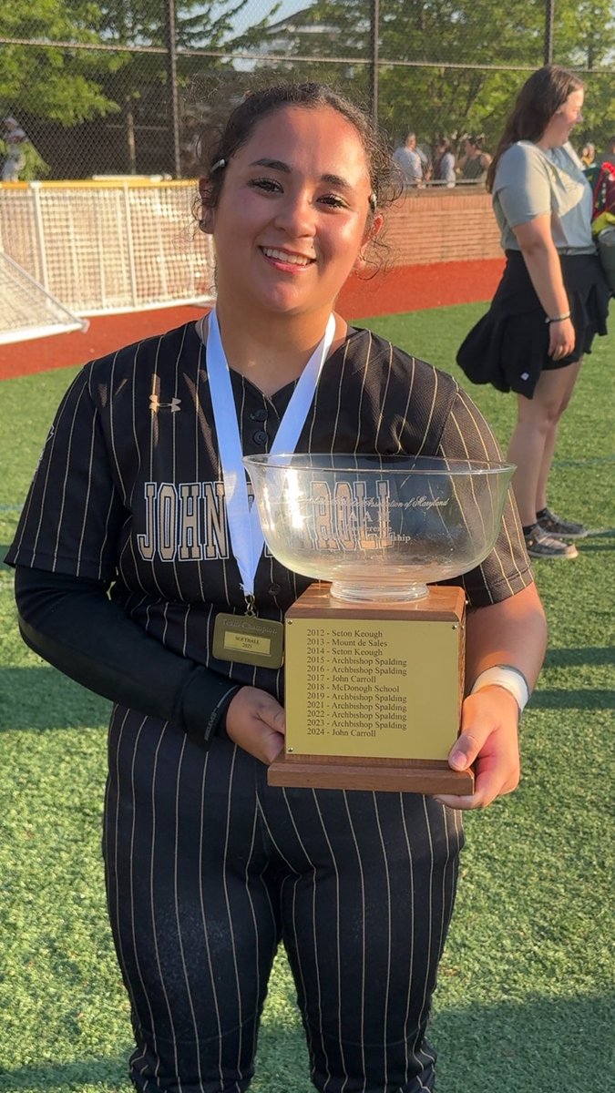 JulesAragon72's tweet photo. There’s no better way to end my high school softball career than by making a game-winning throw to 2B in the bottom of the 8th to catch the steal. 
#Grateful #Thankful #Blessed 🙏🏽
✌🏽♥️🥎
@CentreCSoftball  @CoachVCentre @coach_nat_ @CentreAthletics @OfficerToth @CoachKurtHines @TopPreps @tagupSoftball @SoftballDown @CoastRecruits @EastCoastFP @SoftballClips @SBRRetweets @ncsa @FieldLevelMedia @FieldLevel @nxt1sports @MSPtakeover @CoachKayeAZ @FastPitchOnline @AllAboutSoftbal @JavierJMorales @SoftbalAmerica @AndyMorales8 @FGS_softball @ExtraInningSB @GoMVBSoftball @GoMVB @BallGirlSports @Get2CollegAth @CoastRecruitsSB @tp_softball @justwsports @SportPrepX @_gracewhite30 @CoachRCarkhuff @scan1ansports @espn