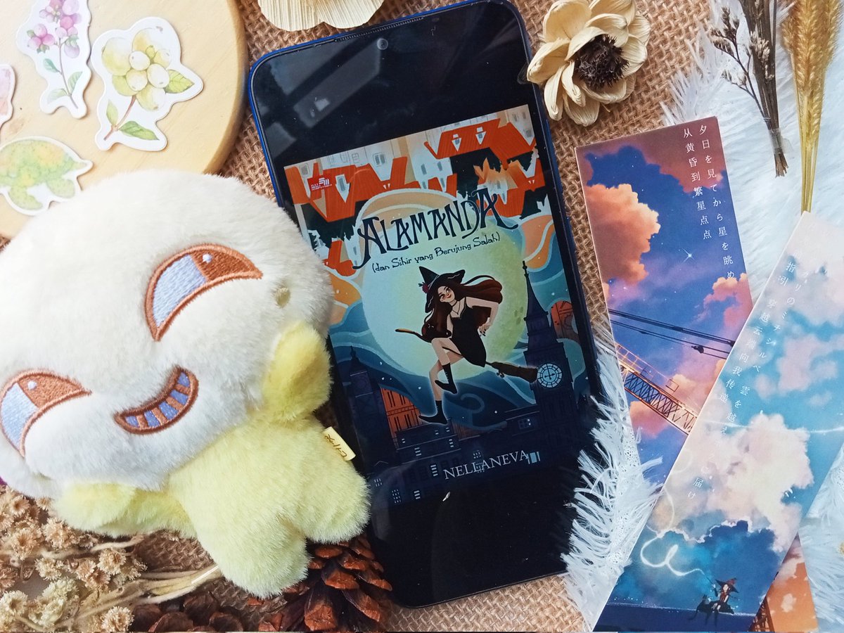 luvyapz's tweet photo. °•° #luvisbookreview •°•

#Alamanda (#danSihiryangBerujungSalah) by #Nellaneva
📖 319 @elexmedia via #iPusnas
🌟 4/5
🖇️ [https://t.co/QtrTgIxKRx]

Dari mulai sampe kelar konsisten kesel ke Alamanda. https://t.co/ET2KUeY927