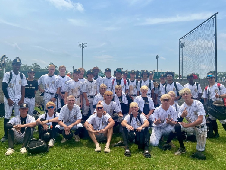 RHS_Senators's tweet image. The baseball Senators ADVANCE to the Quarterfinals of the State Tournament with a Run Rule victory against Southside Batesville! They’ll face Gravette tomorrow at 3 PM ⚾️
#SenatorPRIDE