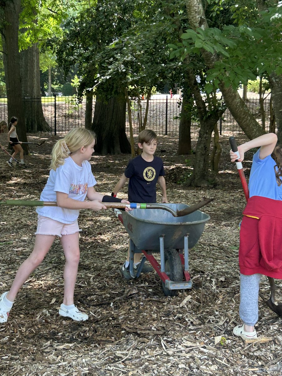 kristina holmes (@holmesholmesr) on Twitter photo Jr. Beta Club helping get ready for Field Day and making <a href="/APS_SPARK/">Springdale Park</a> even more amazing (if thatβs even possible) <a href="/drjtoney/">π»π£. ππππππππ£ ππ πππͺππ³π</a> <a href="/sarapruett5/">Sara Pruett</a> Jr. Beta Club helping get ready for Field Day and making <a href="/APS_SPARK/">Springdale Park</a> even more amazing (if thatβs even possible) <a href="/drjtoney/">π»π£. ππππππππ£ ππ πππͺππ³π</a> <a href="/sarapruett5/">Sara Pruett</a>