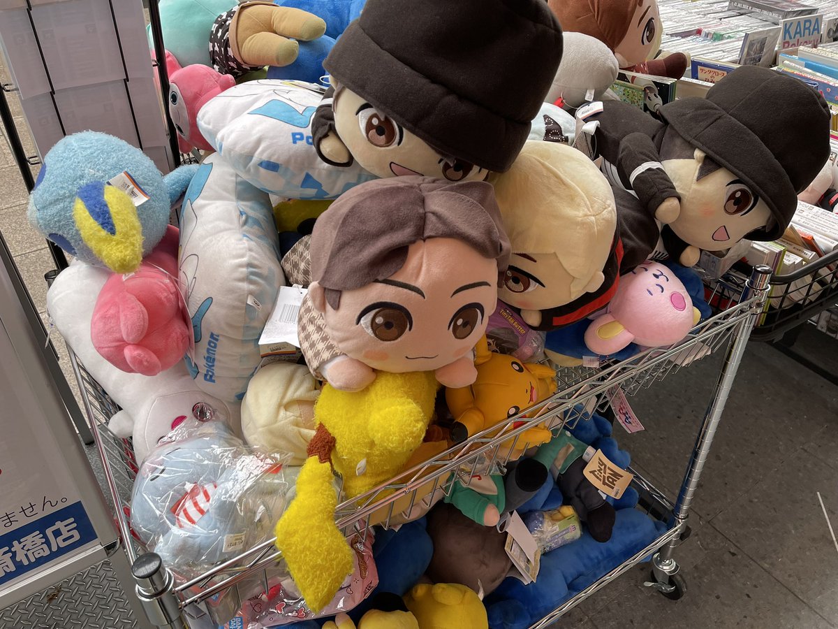 💜K-POP💜】 当店ではKPOP公式グッズ・公式トレカを販売中