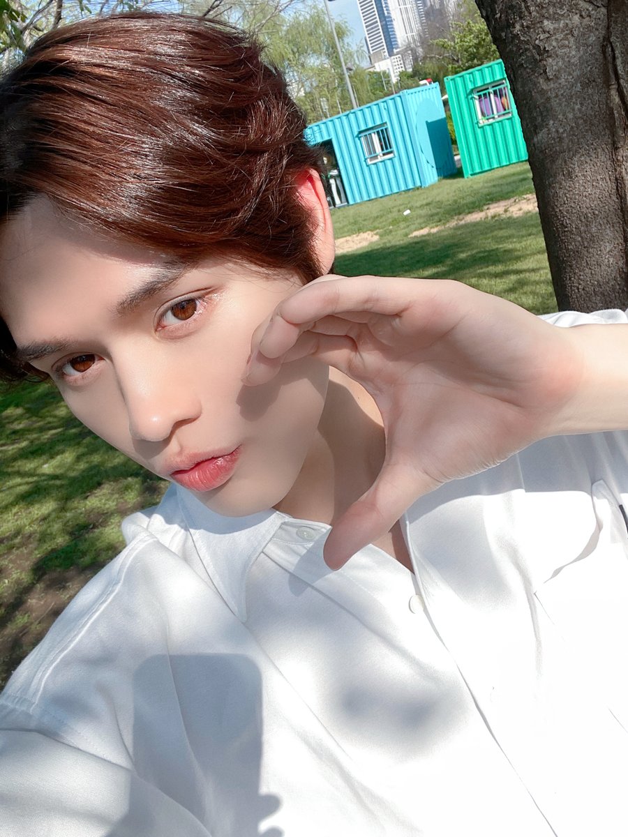GHOST9OFFICIAL's tweet photo. [📸]

오랜만에 고나 피크닉! 우리 더 자주 오죠 :)

#GHOST9 #고스트나인
#PRINCE #프린스 https://t.co/8sac93vxHI