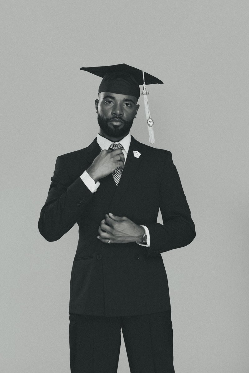 Maineflashy's tweet photo. Trends fade. I’ve always been classic. 
#Classof2025 https://t.co/GjwVwEyt5q