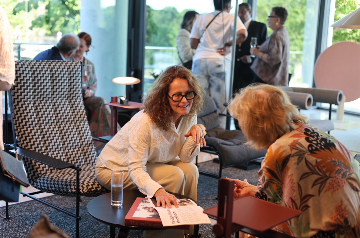Tonight we inaugurated the Sweden Lounge at the Embassy! A meeting place that is a tribute to Swedish furniture design. A world where aesthetics meet function, where sustainability is a given &amp; where every line and curve tell a story. Thanks to our great panel of design experts!