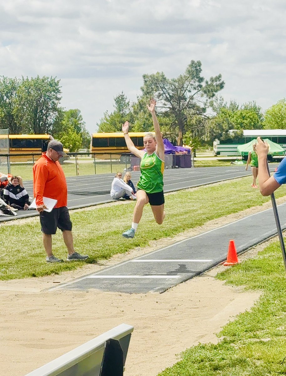 This girls is #BurkeBound 
<a href="/kweitzel17/">Kenadee Weitzel</a>
<a href="/bergantrack/">Bergan Catholic Track and Field</a>