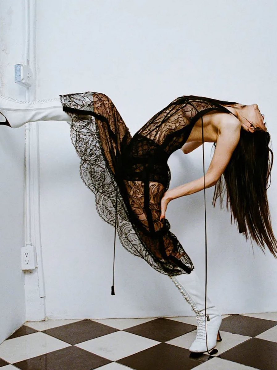 PopCrave's tweet photo. María Zardoya of @TheMarias stuns for NYLON. https://t.co/aWjkIqBobL