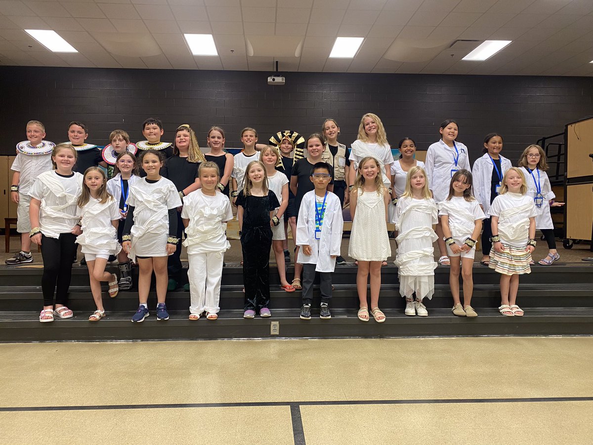 Hailey Acklin Music tweet media