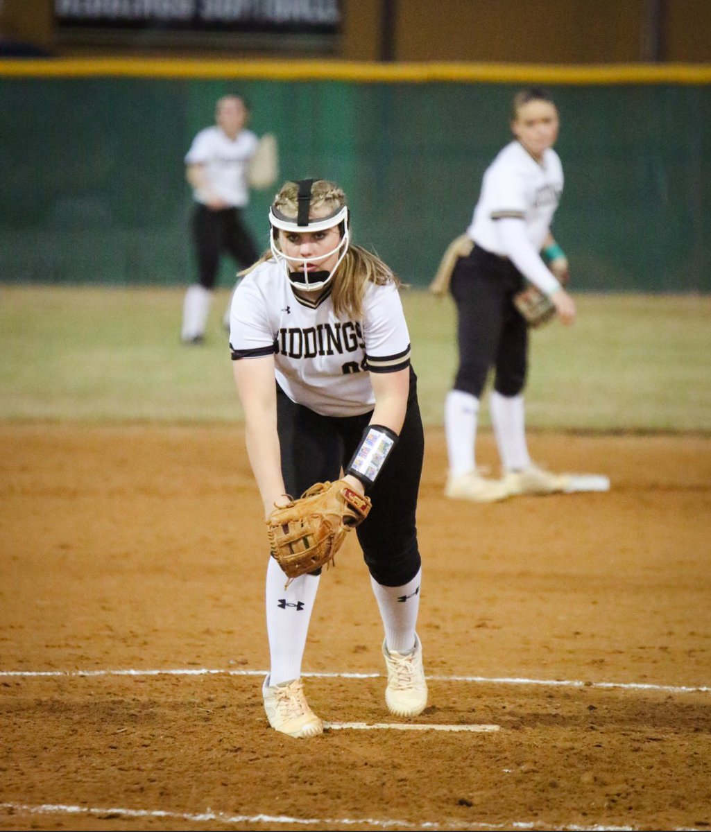 BlazeKTXGold16U's tweet photo. Congrats to Emma Short (2026 | Giddings HS) Academic All-District and 1st Team All-District honors for softball 
Emma also landed in the Top 10 academically for her class and will be heading to State next week for UIL.

#BlazeFamily #StudentAthlete #OnAndOffTheField https://t.co/TWMAr7uKNs
