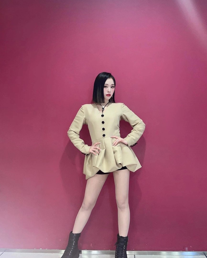 𝐃RΣΔ𝑀ΣRS. ︎✺ tweet media