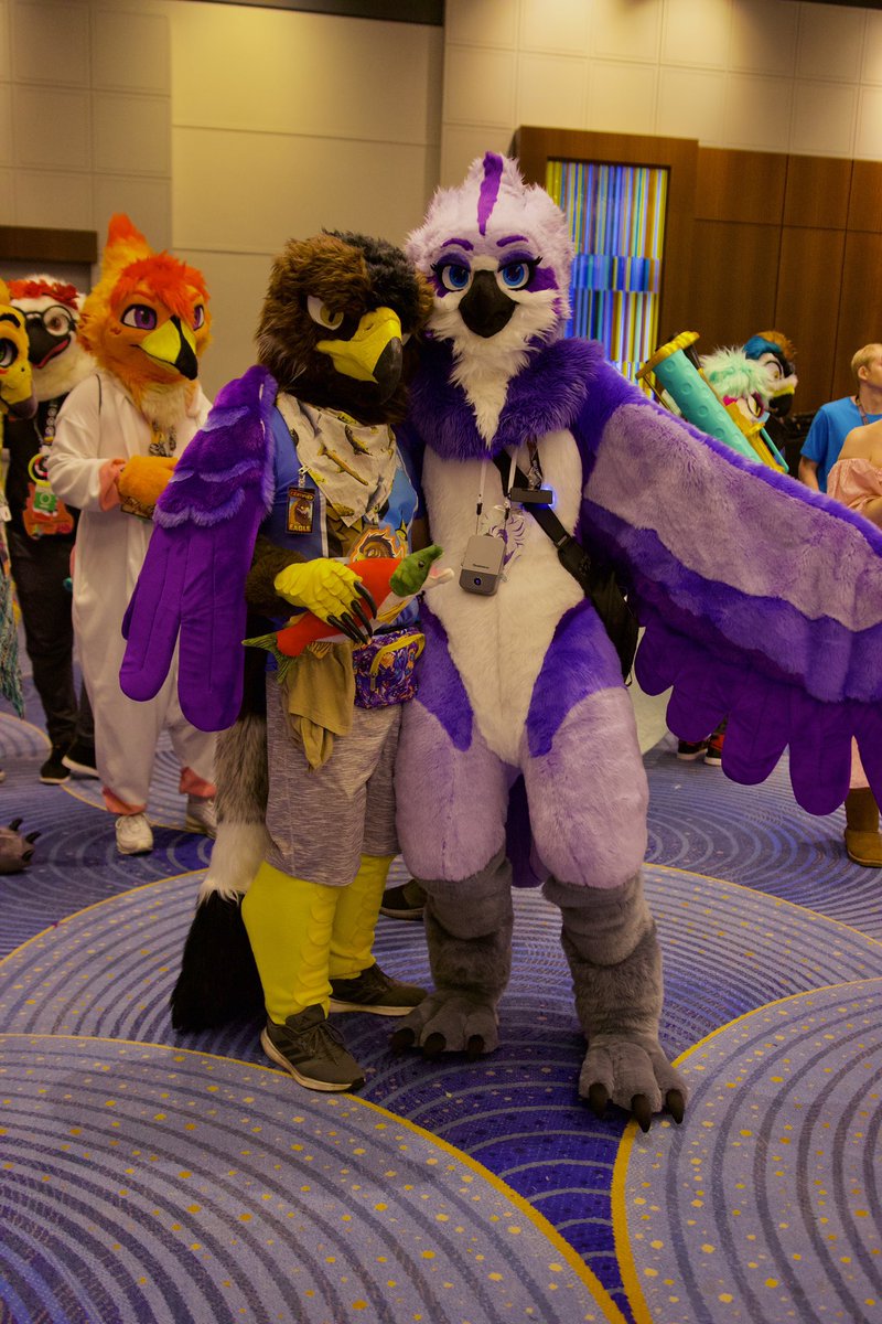 Who is this pretty purple fishy birdy? ^v^ <a href="/OspIkavi/">Ikavi</a>