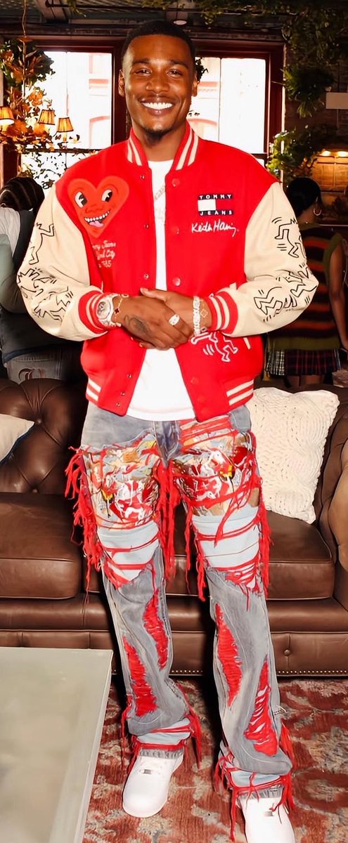 Herswankstyle's tweet photo. Day 16 of #18daysofmoney favorite outfit of Armon of course there are several I picked these when he was at NYFW ๐ฅ๐ฅ
#armonwarren
#moneymay
#teammoney https://t.co/gNzwj00VdL