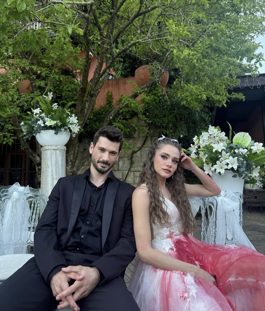 entrepelyseries's tweet photo. Estos dos tienen de las mejores químicas que he visto en diziland, lastima que el guión no les hizo justicia 💔 https://t.co/kmU9PnTnQW