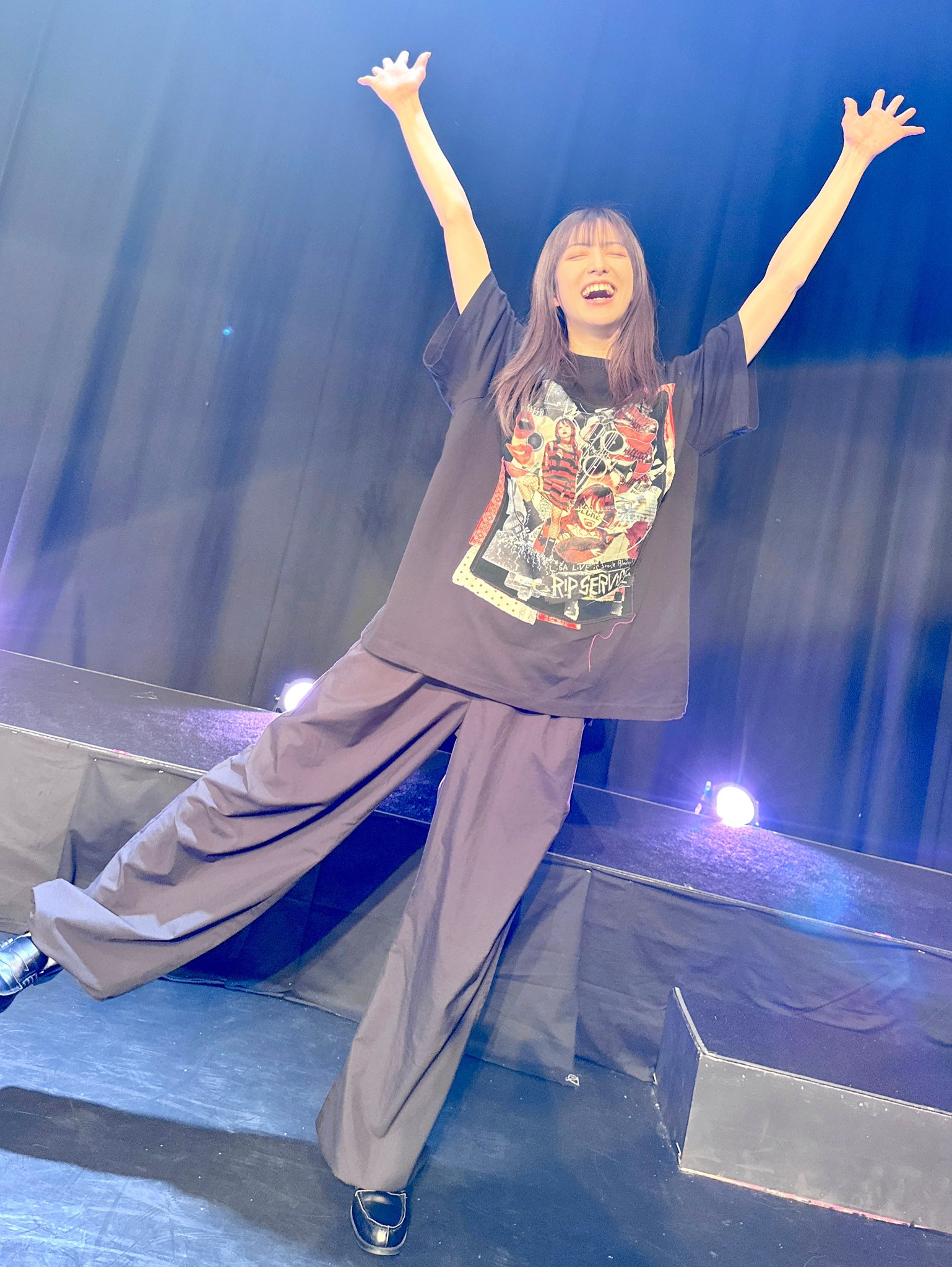 パッチワークTシャツ LiSA リップサービス グッズ - メルカリ
