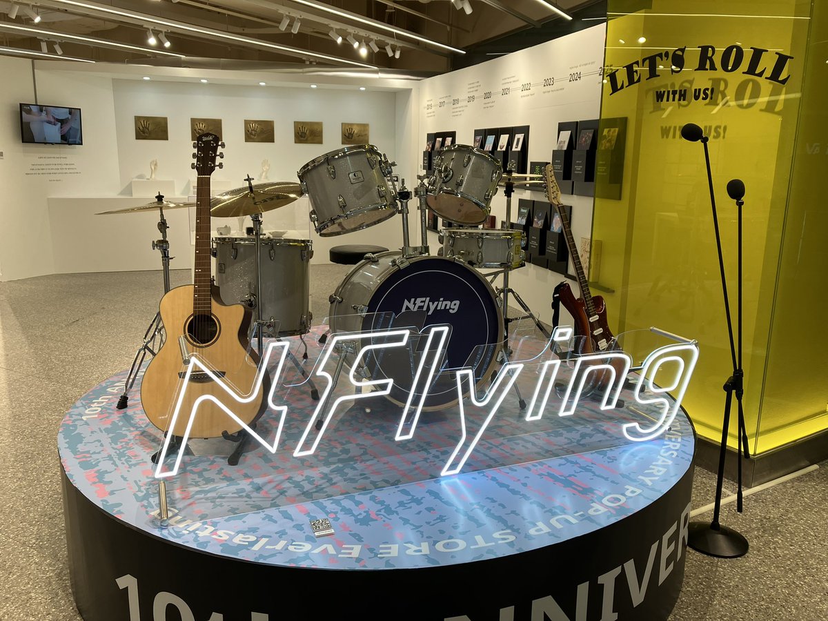 _8sc8's tweet photo. #NFlying #엔플라잉 #10th_Anniversary_Everlasting #사운드웨이브 https://t.co/gHUspta6qo
