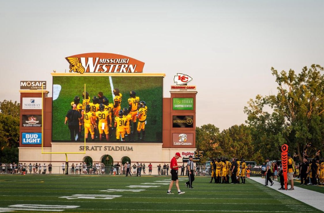 Coach Dom Anderson (@coachaye) on Twitter photo 🏟️ Spratt Memorial Stadium
✔️ Capacity 10,000
📍 St. Joseph, Missouri
Home of <a href="/MWSU_Football/">Missouri Western Football</a> #A10Mentality 🏟️ Spratt Memorial Stadium
✔️ Capacity 10,000
📍 St. Joseph, Missouri
Home of <a href="/MWSU_Football/">Missouri Western Football</a> #A10Mentality