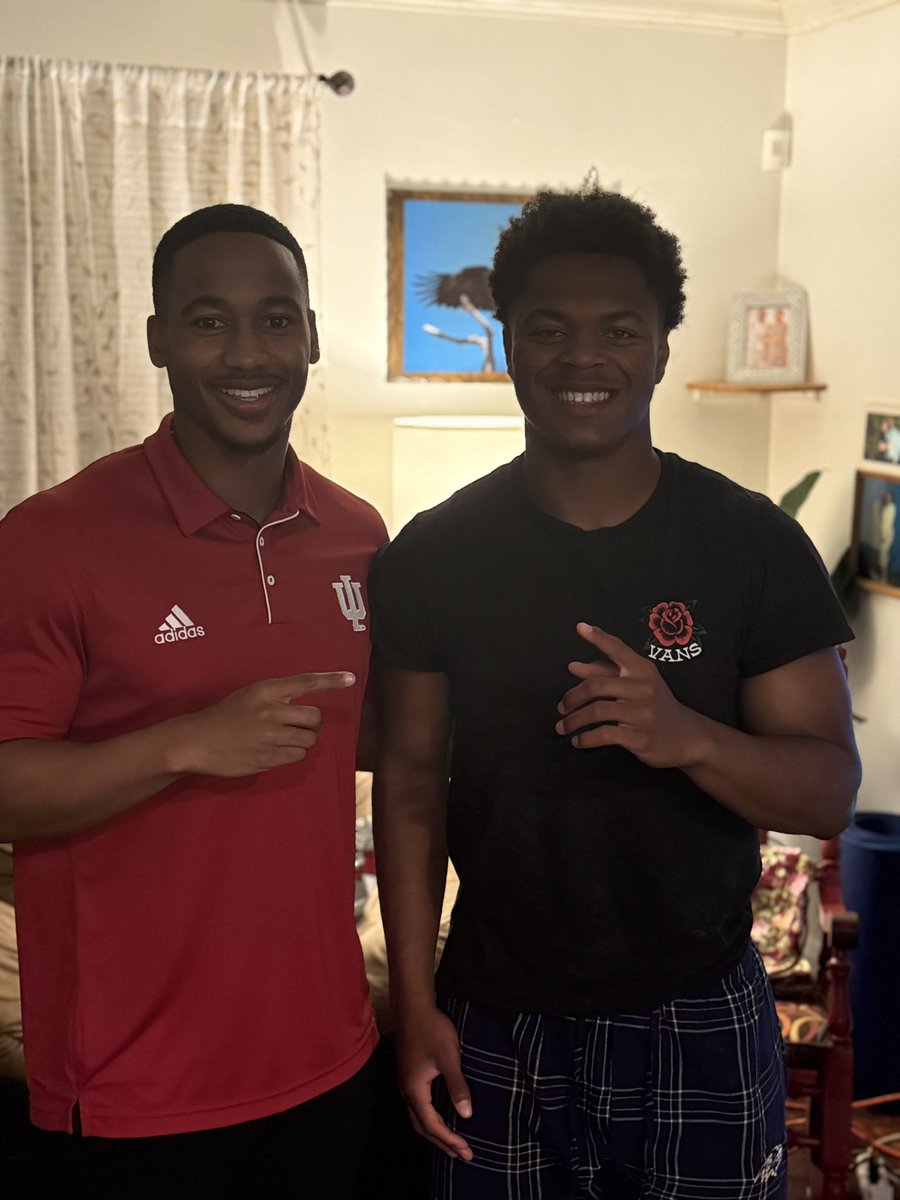 Damon “Nuddle” Ferguson (@roll5damon) on Twitter photo I appreciate <a href="/Coach_JMill/">John Miller</a> coming in to catch my track meet and spending time with me and my family. <a href="/IndianaFootball/">Indiana Football</a> <a href="/ReggieWhite90/">Reggie White ΦΒΣ ETA🤘🏾🤘🏾🤘🏾 9-0</a> <a href="/WearemilfordFB/">Milford Mill Millers</a> <a href="/Coach_bjones44/">State Champ Jones</a> <a href="/Coach_Trog/">Trog</a> <a href="/Coach_Coates32/">JC</a> <a href="/Coach_jayjay/">Jay jay Lee</a> <a href="/Peeps_a_fool/">Coach Peeps🍀✨💍</a> <a href="/Coach_Hargis/">Gregory Hargis Jr.</a> <a href="/coachtae_7/">Deonte</a> <a href="/rjackso10/">Robert Jackson</a> I appreciate <a href="/Coach_JMill/">John Miller</a> coming in to catch my track meet and spending time with me and my family. <a href="/IndianaFootball/">Indiana Football</a> <a href="/ReggieWhite90/">Reggie White ΦΒΣ ETA🤘🏾🤘🏾🤘🏾 9-0</a> <a href="/WearemilfordFB/">Milford Mill Millers</a> <a href="/Coach_bjones44/">State Champ Jones</a> <a href="/Coach_Trog/">Trog</a> <a href="/Coach_Coates32/">JC</a> <a href="/Coach_jayjay/">Jay jay Lee</a> <a href="/Peeps_a_fool/">Coach Peeps🍀✨💍</a> <a href="/Coach_Hargis/">Gregory Hargis Jr.</a> <a href="/coachtae_7/">Deonte</a> <a href="/rjackso10/">Robert Jackson</a>