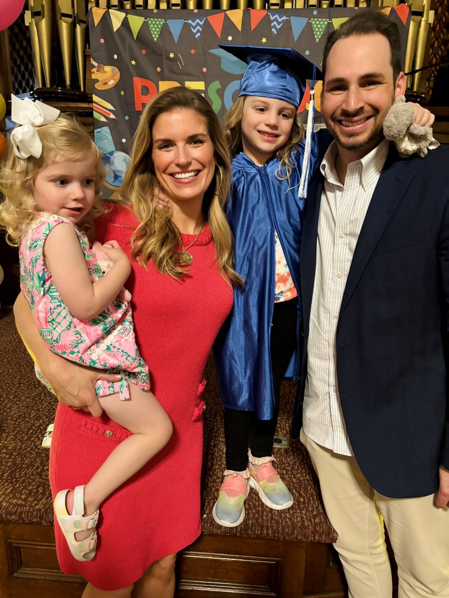 HayleyWielgus's tweet photo. Brighton is pre-K grad! On to kindergarten in the fall! 🍎📚 https://t.co/VPhK99Yw9u