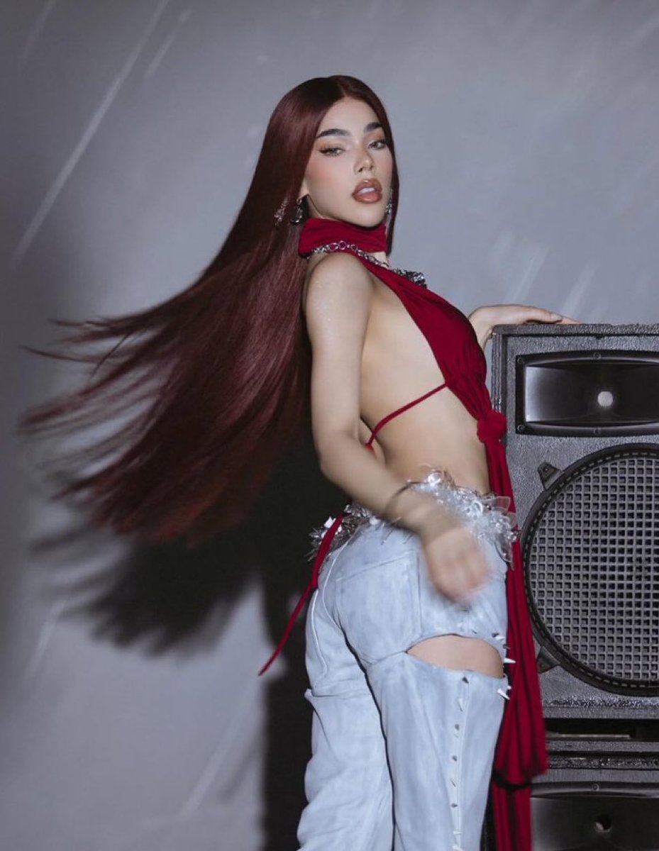 Pues todas las canciones que ha sacado Kenia en 2025 han sido de mi agrado y a TODAS las reproduzco