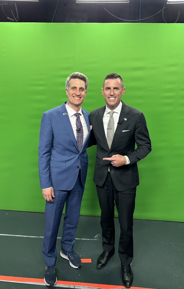 Props-post to this guy, and the entire <a href="/CBS58/">CBS 58 News</a> team for the storm coverage tonight… keeping all of us safe!
Hope you, your loved ones, and homes are ok!