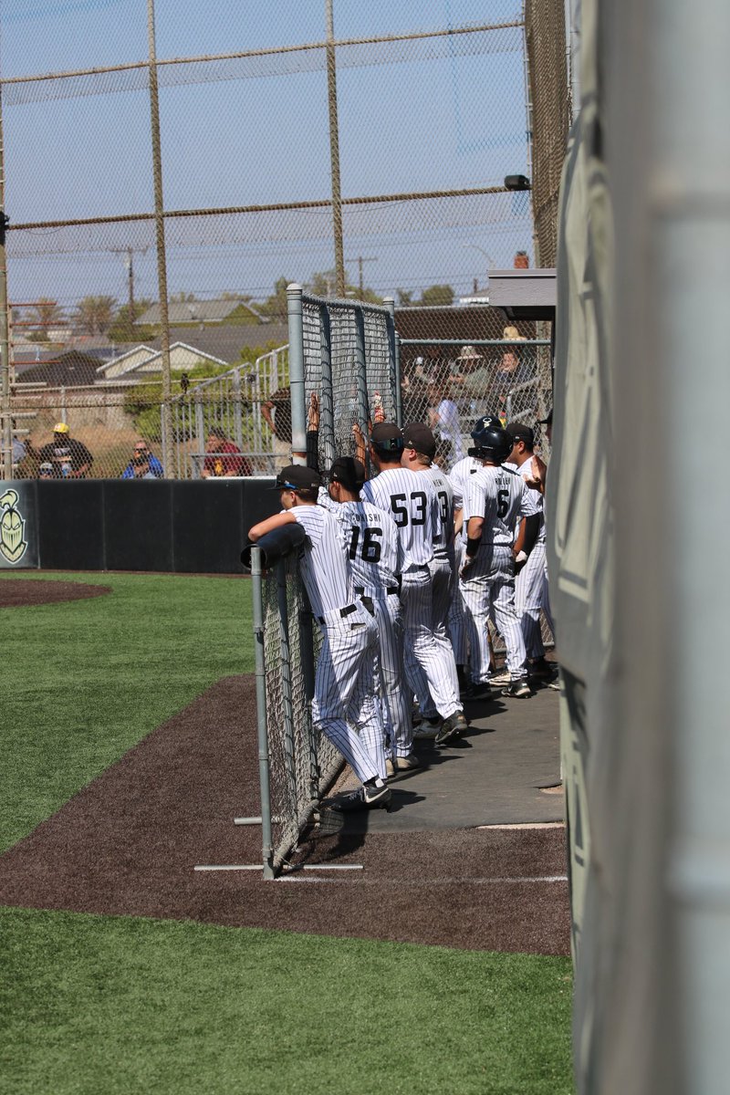 Bishop Montgomery Athletics (@knights_bmhs) on Twitter photo FINAL ⚾️ | Knight's Baseball earns an 8-0 win with Pierson Howe '25, a Pepperdine commit, pitching a complete game with 11 K's.
Next-Up: Knights (18-11) face Lake Elsinore (19-7) next Tuesday at 3:15. Location TBD.
Go Knight's Baseball!
<a href="/latsondheimer/">eric sondheimer</a> <a href="/breezepreps/">Breeze Varsity</a> FINAL ⚾️ | Knight's Baseball earns an 8-0 win with Pierson Howe '25, a Pepperdine commit, pitching a complete game with 11 K's.
Next-Up: Knights (18-11) face Lake Elsinore (19-7) next Tuesday at 3:15. Location TBD.
Go Knight's Baseball!
<a href="/latsondheimer/">eric sondheimer</a> <a href="/breezepreps/">Breeze Varsity</a>