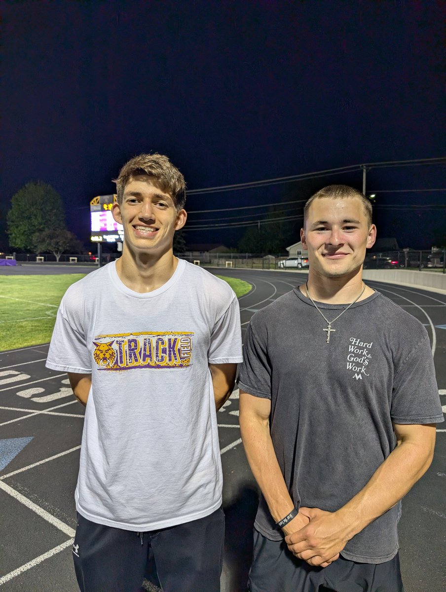 Congratulations to state qualifiers Jayden Weinzetl 100 and Justin Callahan 400 and 400H. #GoLynx