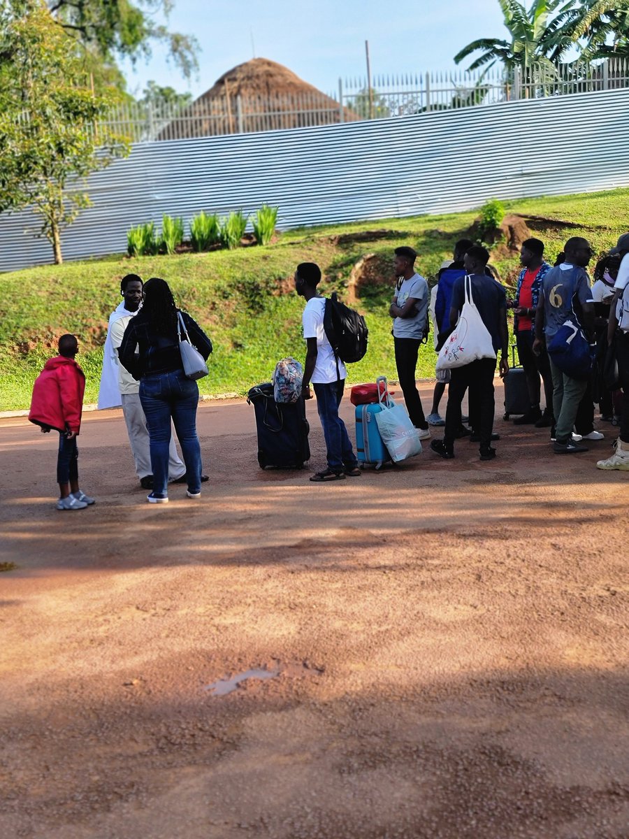 JaoTestimony's tweet photo. It's time to explore Kigeziโlet the adventure begin! ๐โจ Discover the beauty, culture, and breathtaking landscapes of this hidden gem. #ExploreKigezi #TravelUganda #HiddenParadise #AdventureAwaits #DiscoverKigezi #NatureLovers #BucketListGoals https://t.co/vfvDrKEbOl