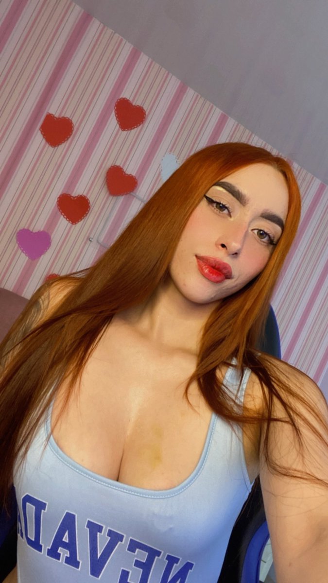 Qué rico una chupadita de tetas 😈😈😈