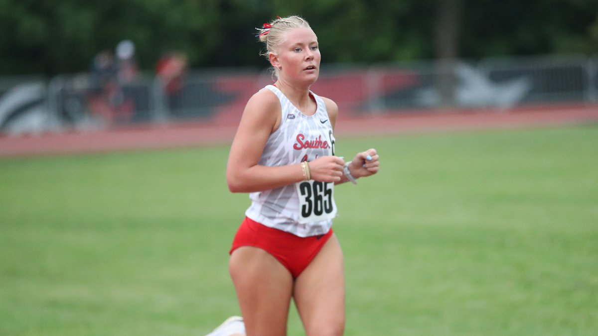 🦅👟🏆 ℚ𝕦𝕚𝕔𝕜 𝕊𝕟𝕒𝕡𝕤
<a href="/usixctrackfield/">USI XC Track & Field</a> women already w/ 24 points w/ just 1 final under their belts! #ScreaglePride #OVCit 

Credit: Instragram - <a href="/rickybassman/">Ricky Bassman</a>