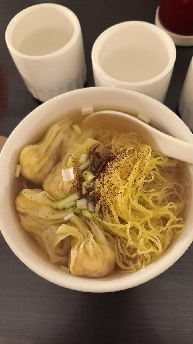 为什么一夜间粉丝掉了这么多啊 难受呀 继续回关！！！