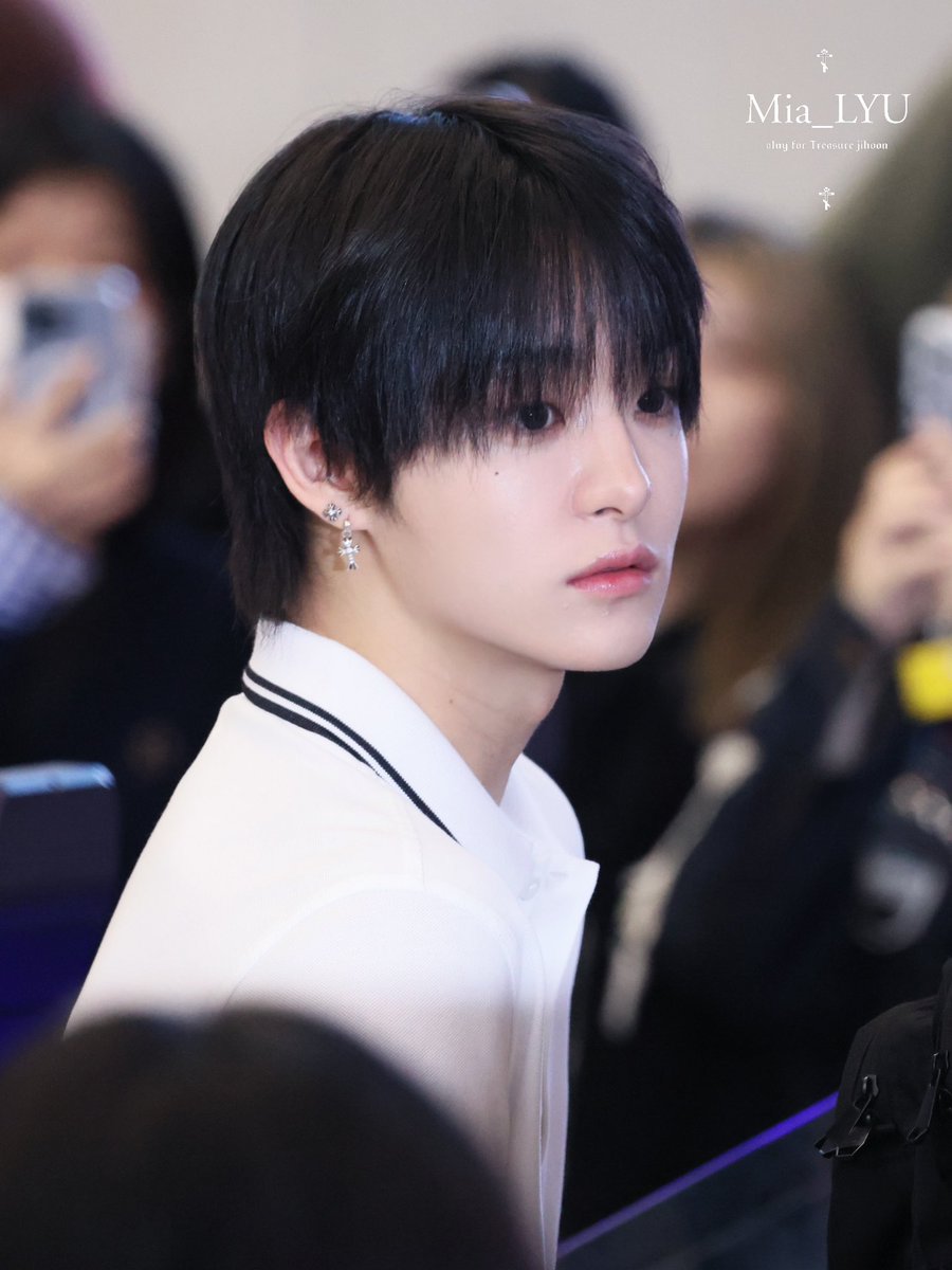 250516

#지훈 #JIHOON #ジフン
#트레저 #TREASUR