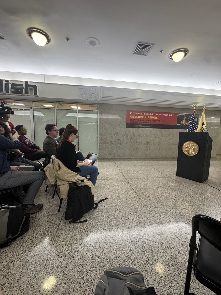 Mary-Lyn Buckley (@ml_buckley) on Twitter photo UPDATE— NJ transit officials say the presser will be starting in a few minutes. <a href="/GovMurphy/">Governor Phil Murphy</a> <a href="/NJTRANSIT/">NJ TRANSIT</a> <a href="/1010WINS/">1010 WINS on 92.3 FM</a> #NJTransit We are awaiting an update— UPDATE— NJ transit officials say the presser will be starting in a few minutes. <a href="/GovMurphy/">Governor Phil Murphy</a> <a href="/NJTRANSIT/">NJ TRANSIT</a> <a href="/1010WINS/">1010 WINS on 92.3 FM</a> #NJTransit We are awaiting an update—