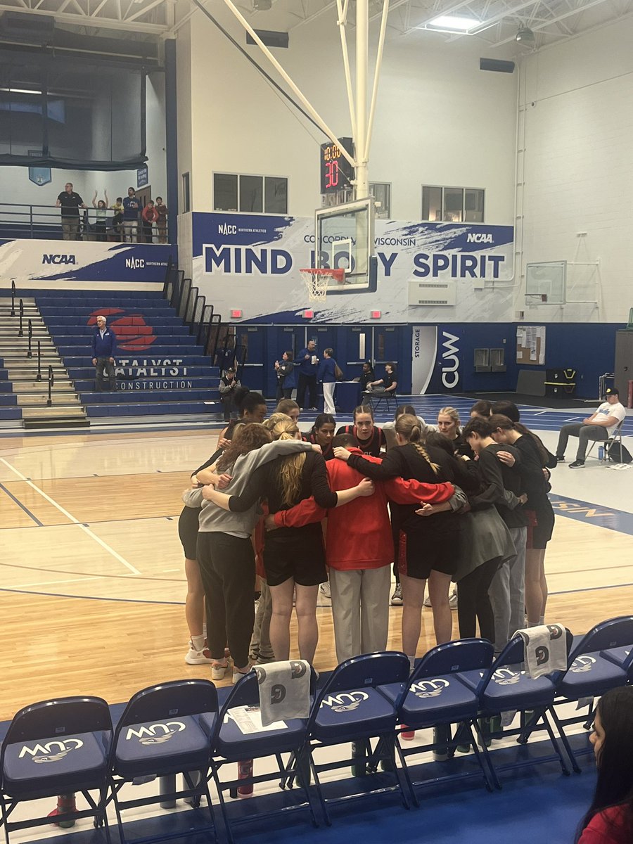 Second year of college and basketball for Elly, Dani and their teammates is complete. It was a great basketball season and we’re so proud of how hard you all work on/off the court. We hope all of you have a great summer and congratulations to the Seniors graduating this weekend!