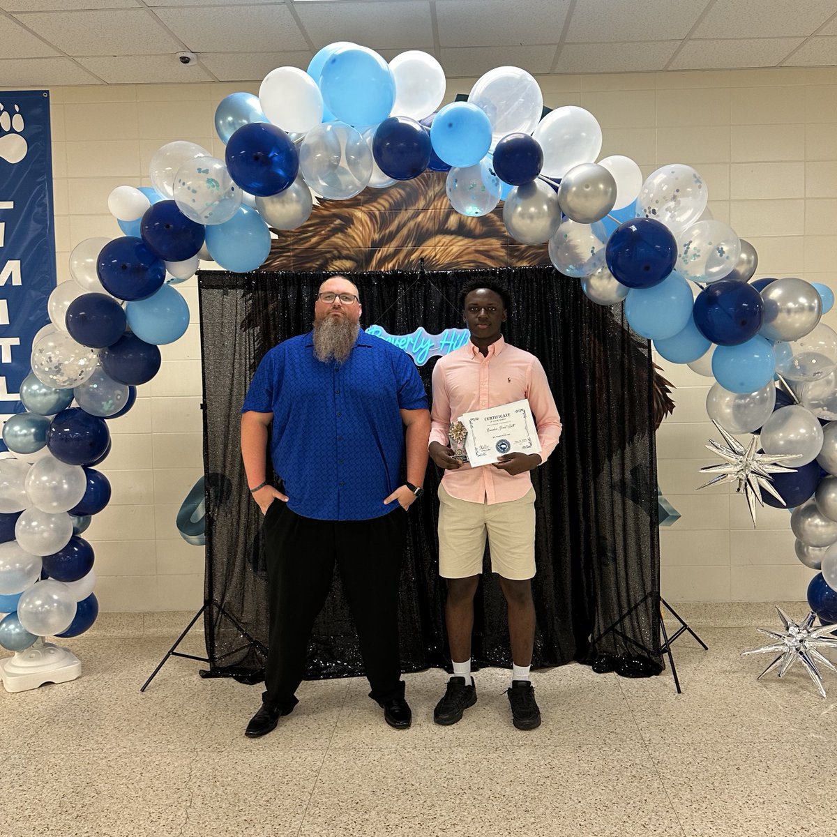 BHIAthletics's tweet photo. #BHIAthletics Outstanding Awards:
8th Grade Athlete Of The Year: Brandon Scott
#BHIBears #BHIFootball #BHIBasketball #BHICrossCountry #BHITennis #BHITrack #BHISoccer https://t.co/iCVBcJFR0q