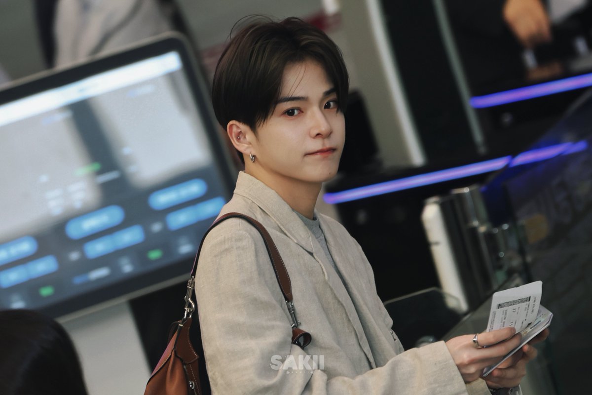 𝑺𝑨𝑲𝑰𝑰 tweet media