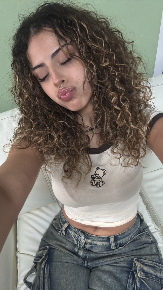 Bndidabrat's tweet photo. I want you to worship me like the pig u are. https://t.co/v3bmyeNpQD