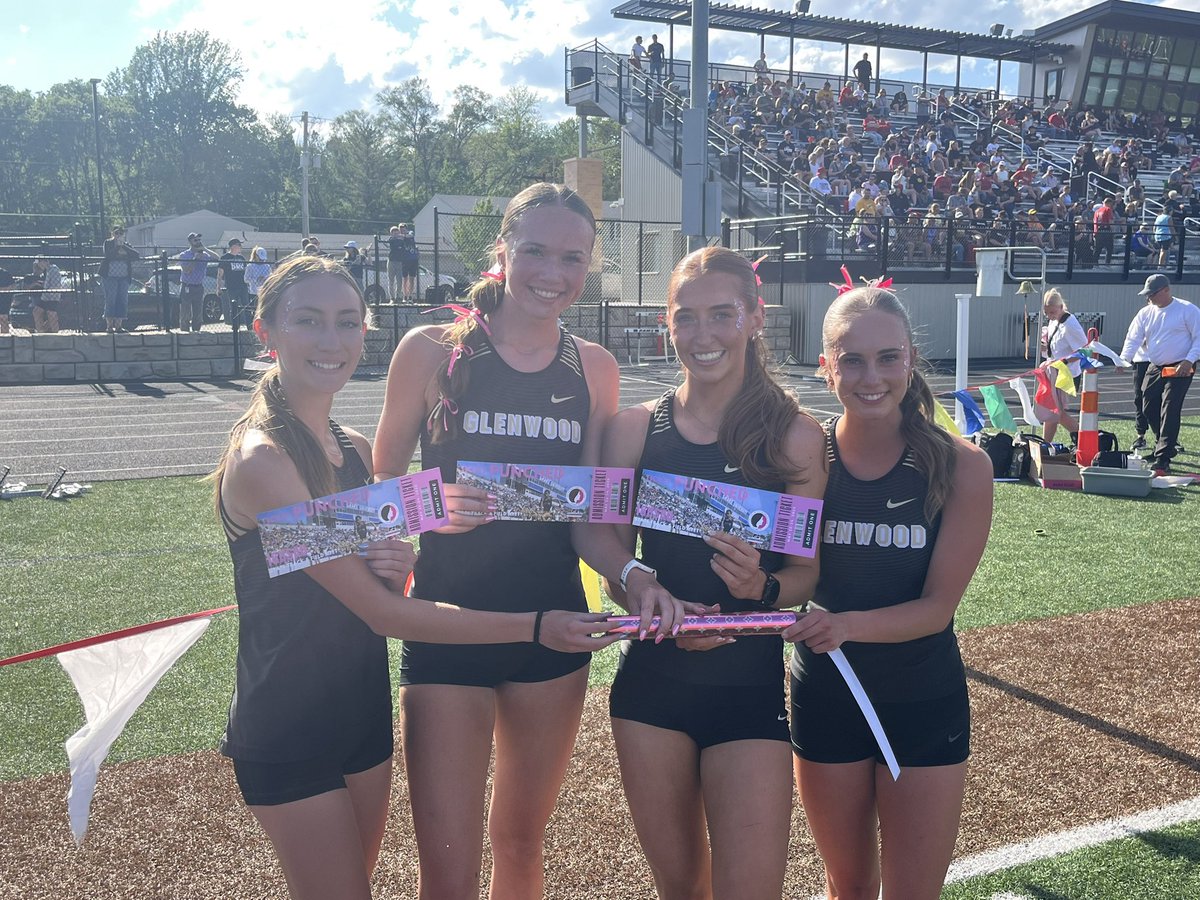 The 4x8 of Madelyn, Haylee, Caitlin, and Breckyn win and punch their ticket to state!!