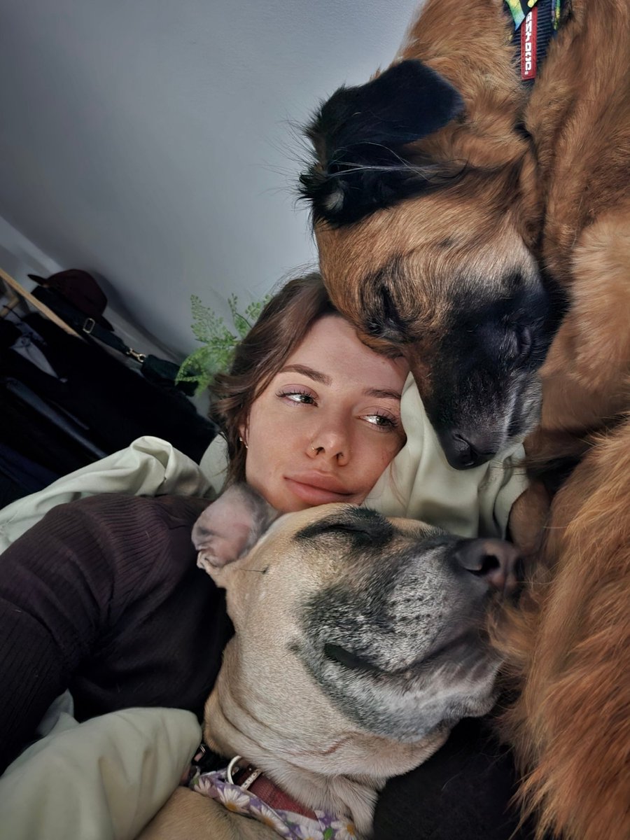 This type of love is all i need 🐾