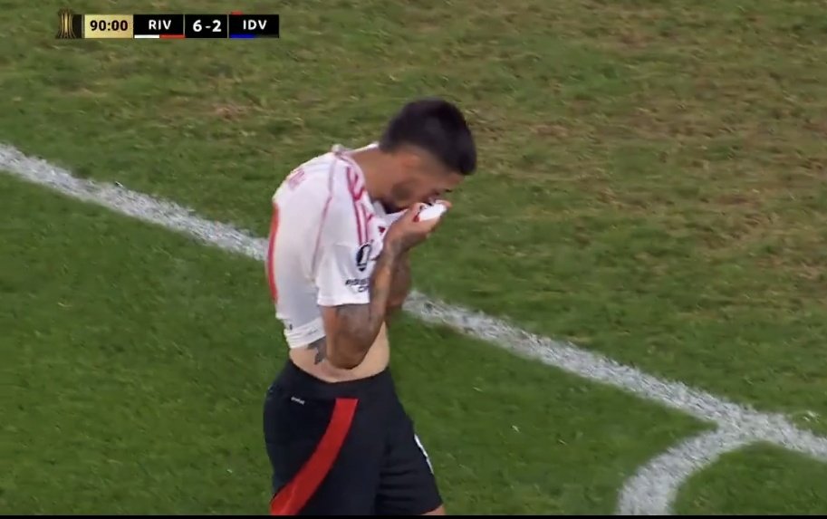 MedioRiver's tweet image. El amor ❤️.