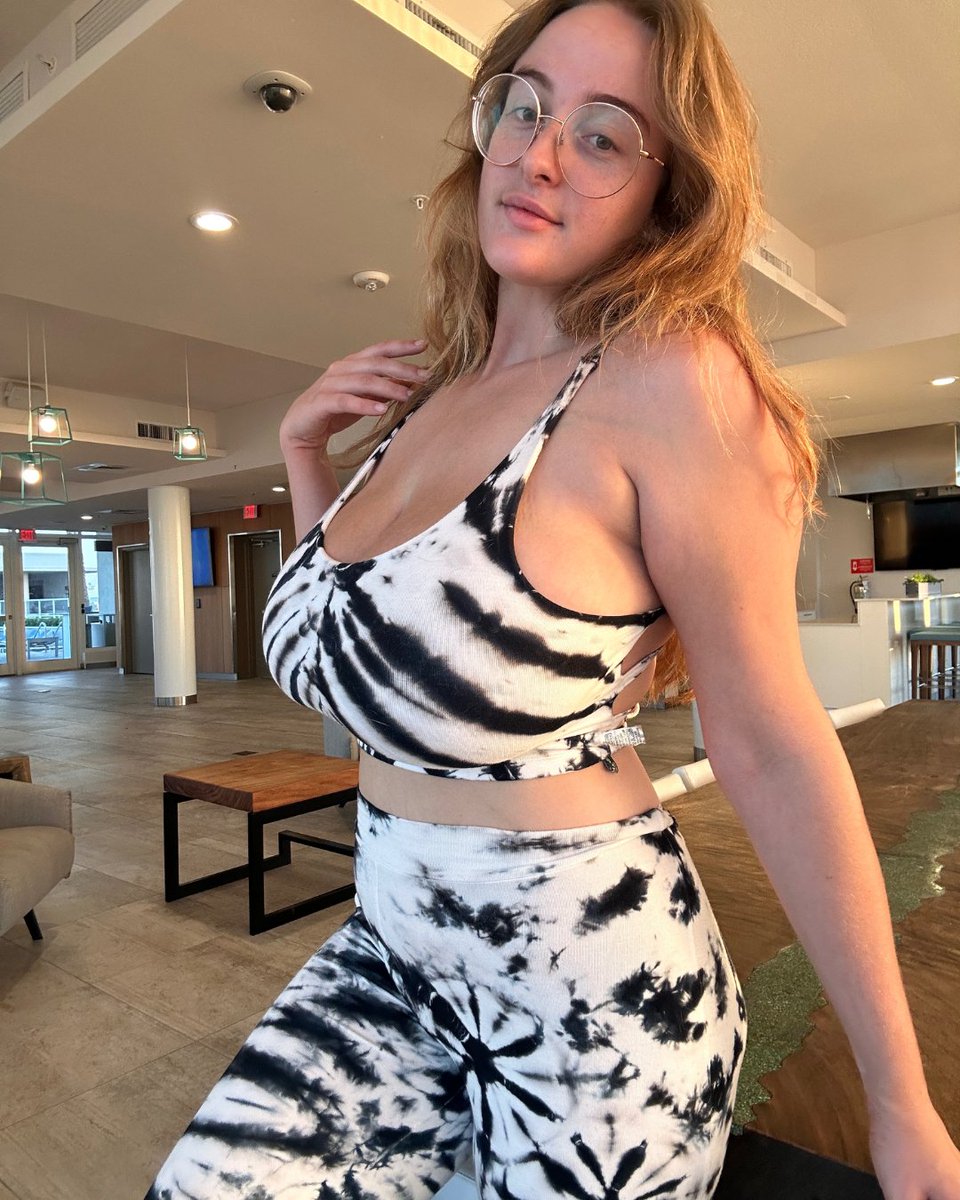 Amelia Wet