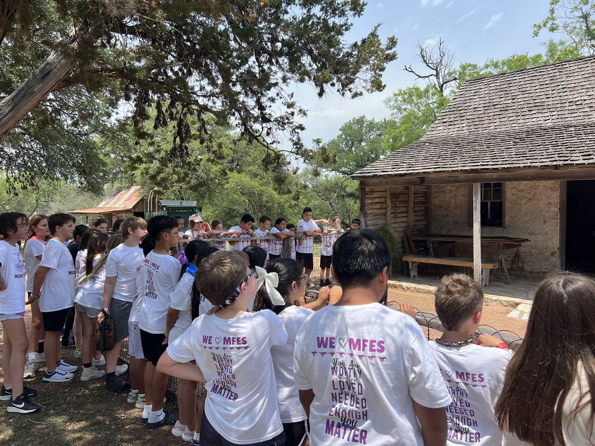 MFES 4th graders had a great time on their field trip today to Sauer-Beckmann Farm!