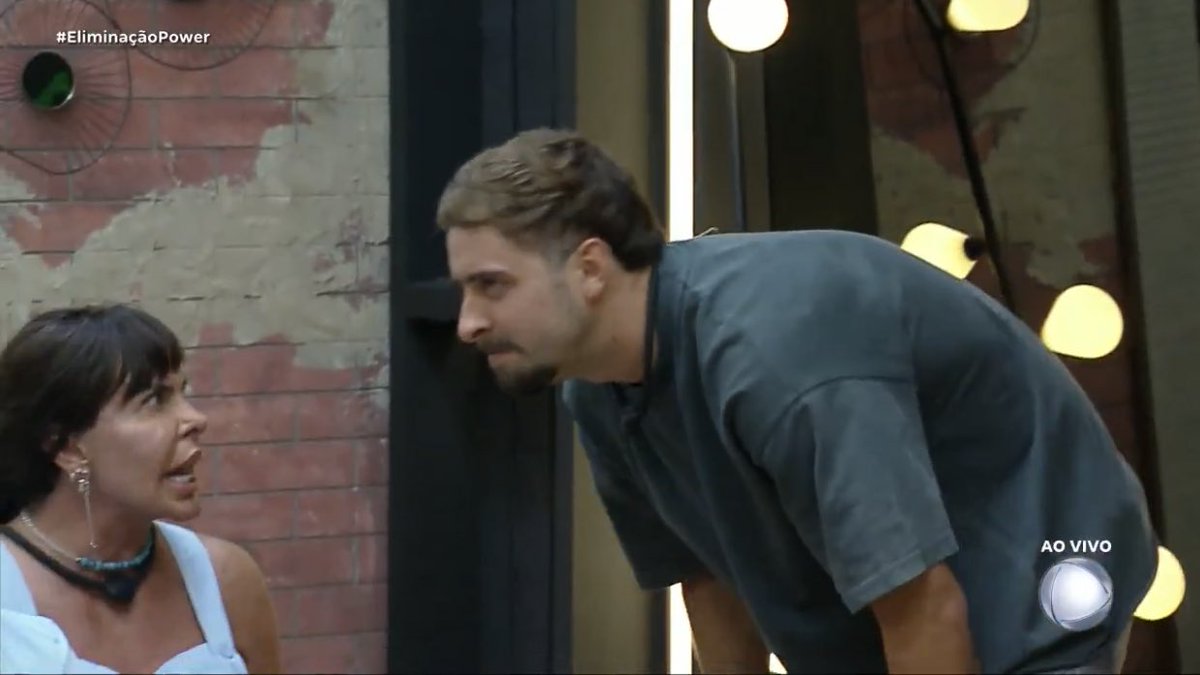 jaoComenta_'s tweet photo. O eike achando que a Carol tinha sido eliminada KKKKKKKKKKK

#EliminaçãoPower https://t.co/iI7poPQKm9