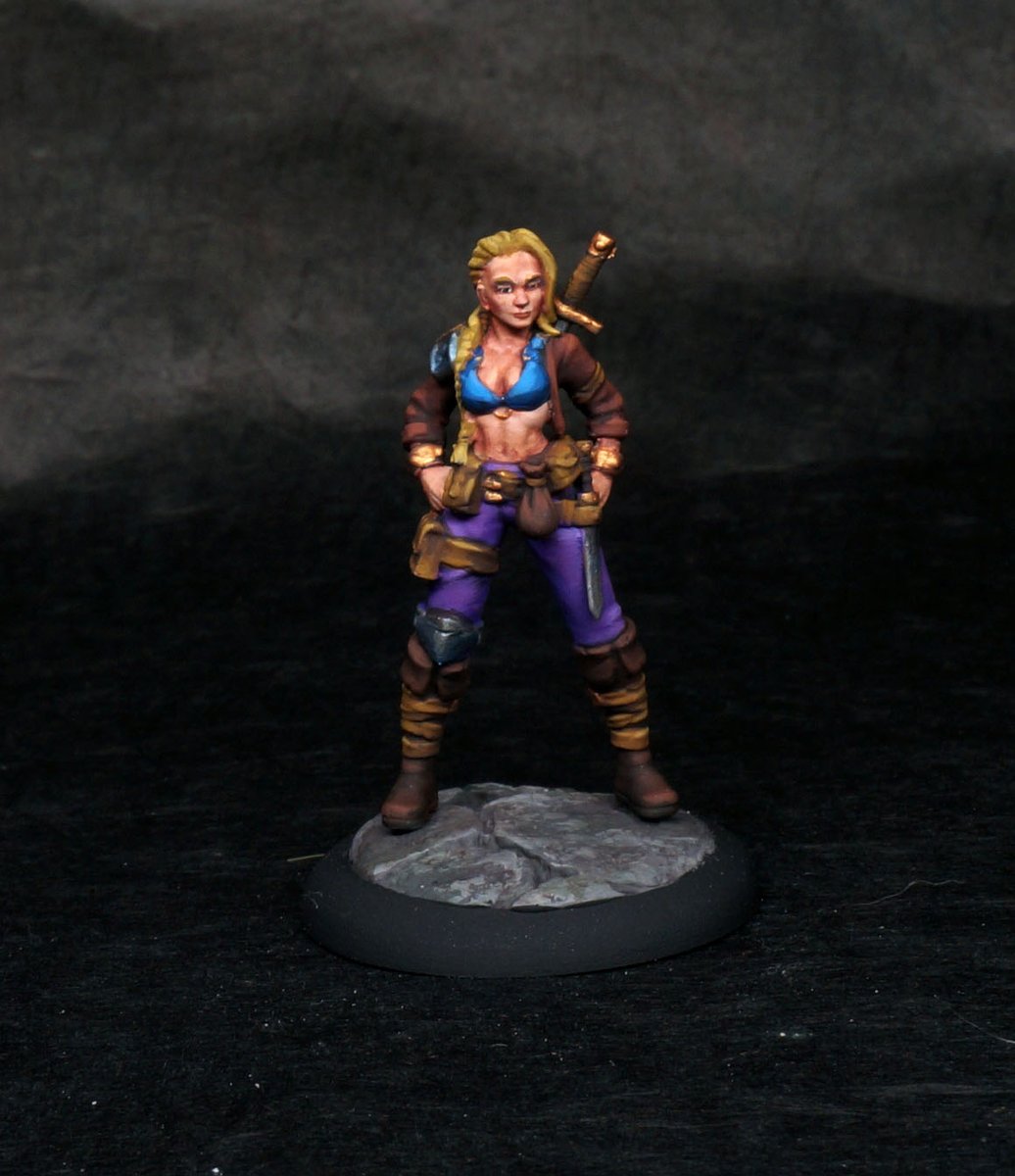 Armored rogue. Galaad miniatures.