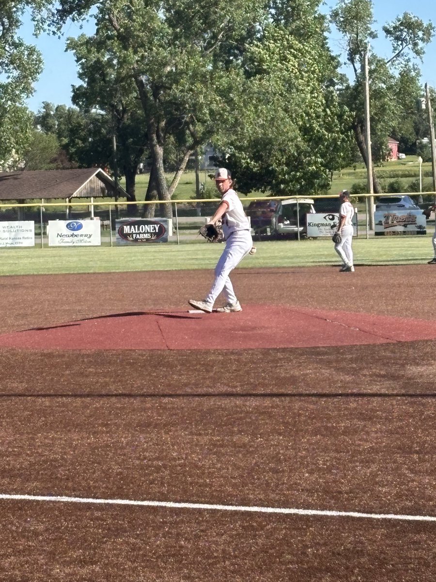 KHS baseball defeats Chaparral 4-2 to advance to the semifinal of regional baseball.  Will play again on Tuesday at W. Trinity.