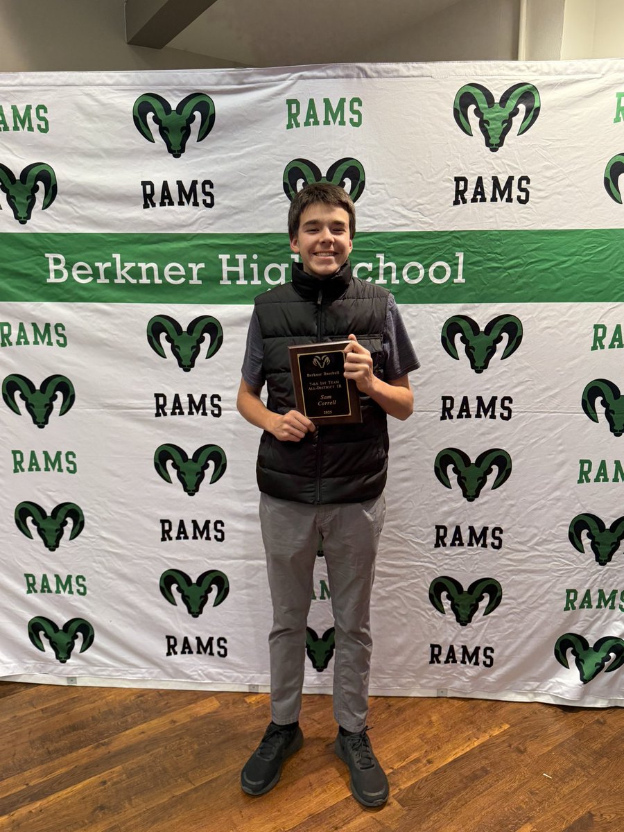 Fun surprise tonight!
So thankful for Coach Tovar and <a href="/BerknerBaseball/">Berkner Baseball</a>