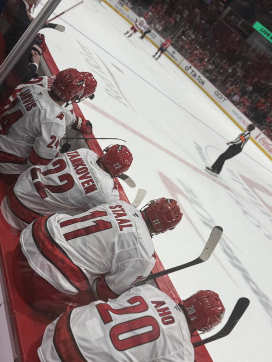 Trinityan tweet media